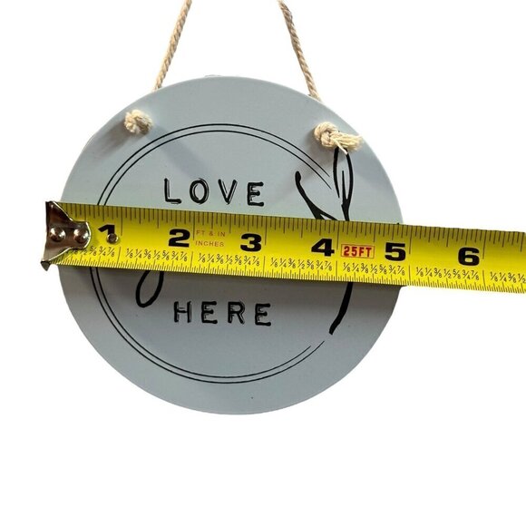 Love Grows Here Round Mini Sign Farmhouse Hanging Decor 5in Garden Home Gift - Picture 2 of 6